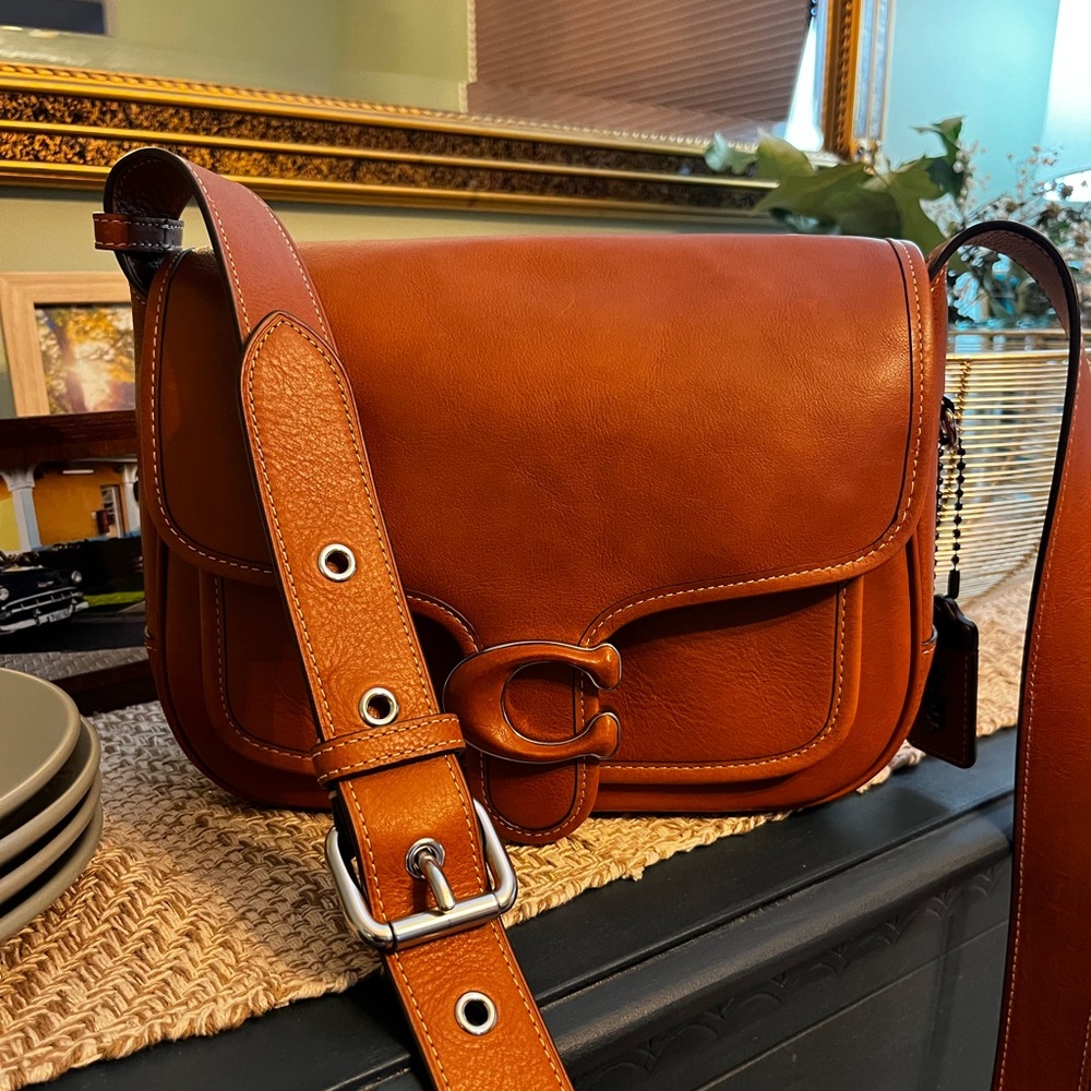 Coach Tabby Messenger excellent condition no hang tag included